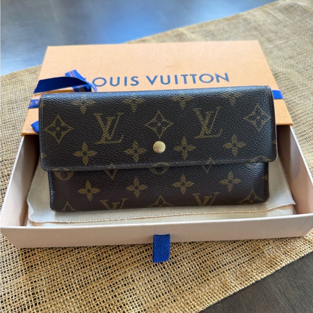Louis Vuitton Brown Monogram Wallet Iconic Design Authentic